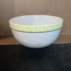 Rae Dunn White and Yellow Bowl